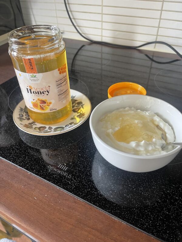 honey3 Mediterra Market Acacia Honey Organic Raw 900g Natural Croatian Origin Harvested from Zagorje Hills Pure Floral Sweetness Family Filled Glass Jar Rich Nutrients Daily Use